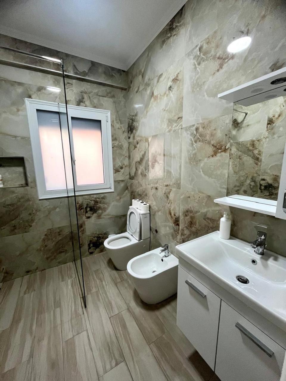 Kmk Tirana