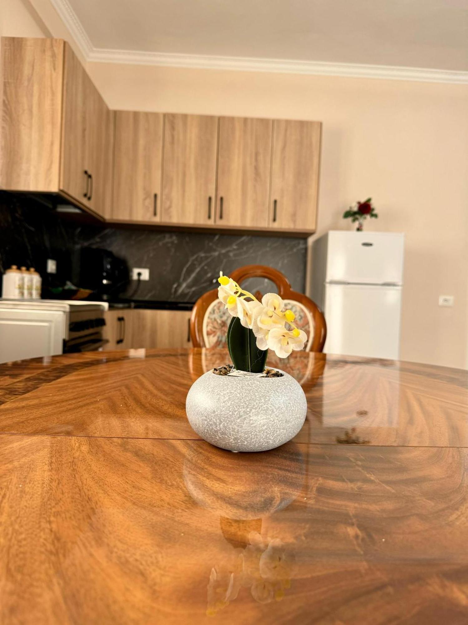 Apartament Kmk *