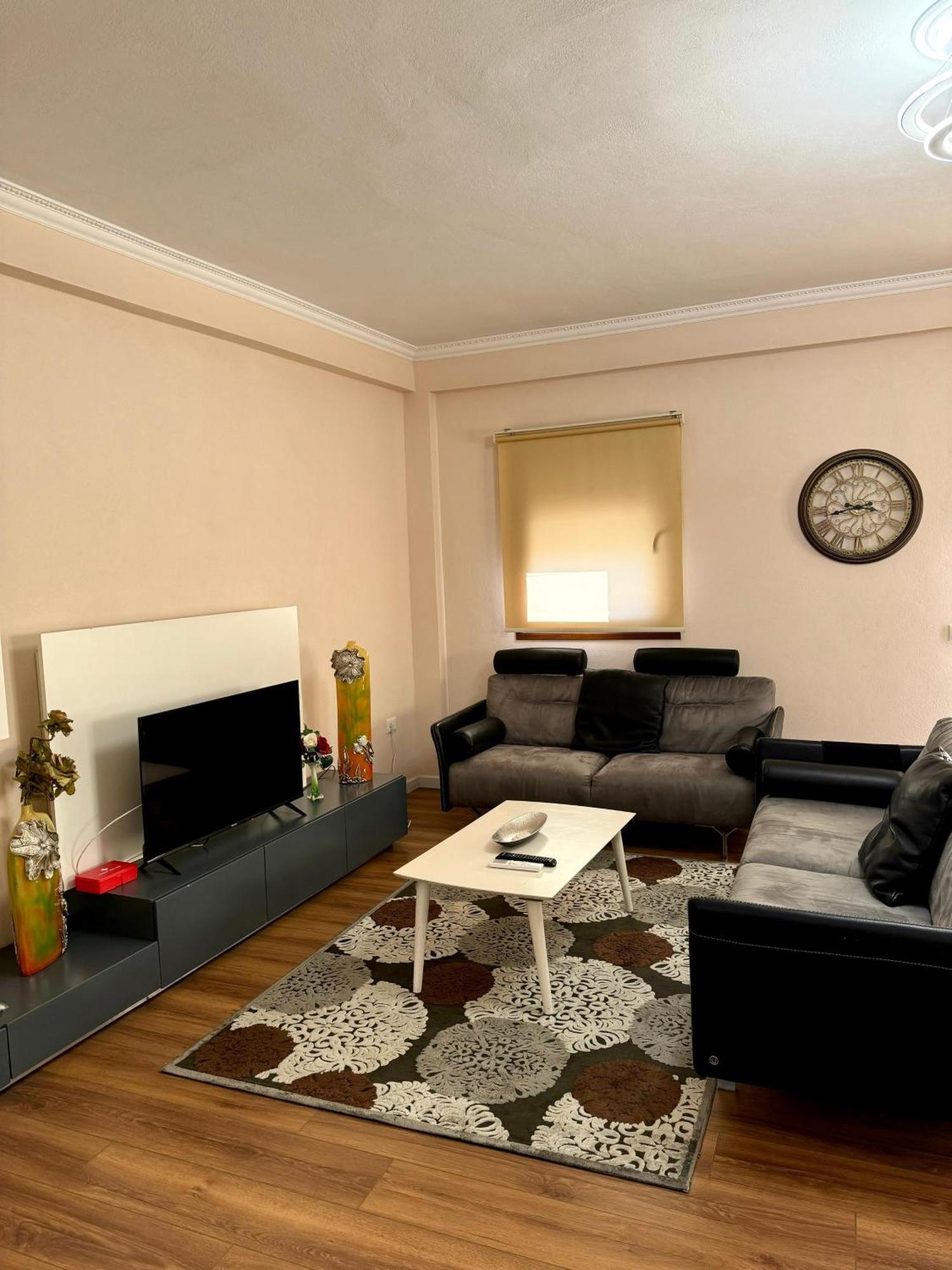 Kmk Apartment Tirana