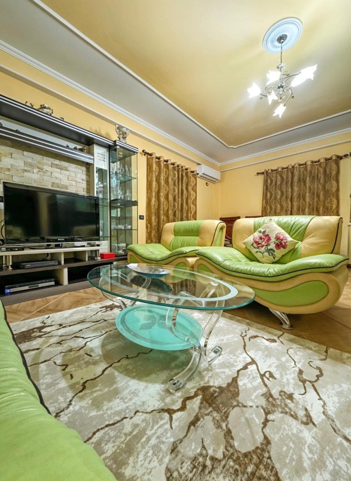 Apartment Kmk